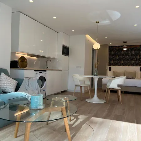 Paris I & Paris Ii Apartment Marbella